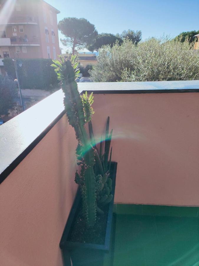 Appartamento In Zona Esclusiva A 50 Mt Dal Mare Arenzano Dış mekan fotoğraf